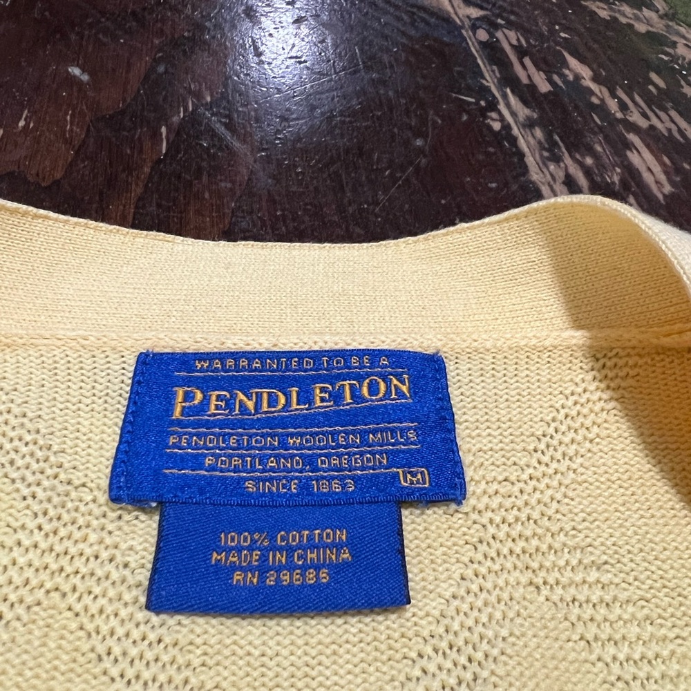 Pendleton sweater - Picture 3 of 3
